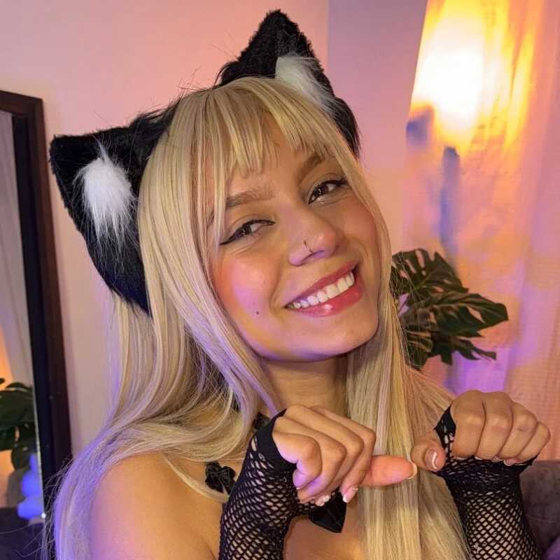 NaughtyRosie_ — FansOnlyX creator profile