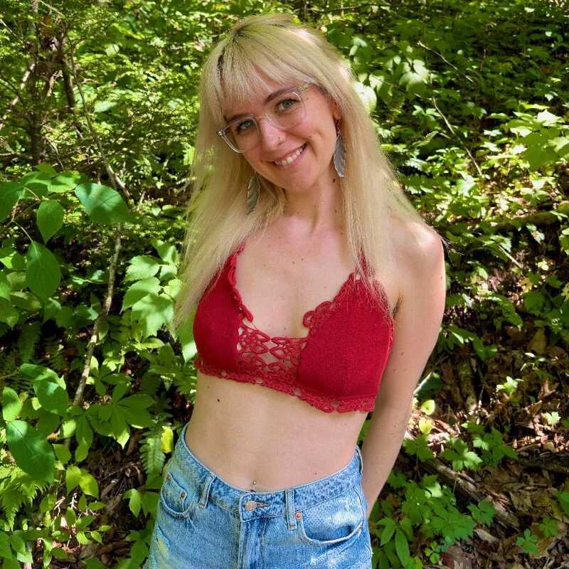 allyelliot — FansOnlyX creator profile