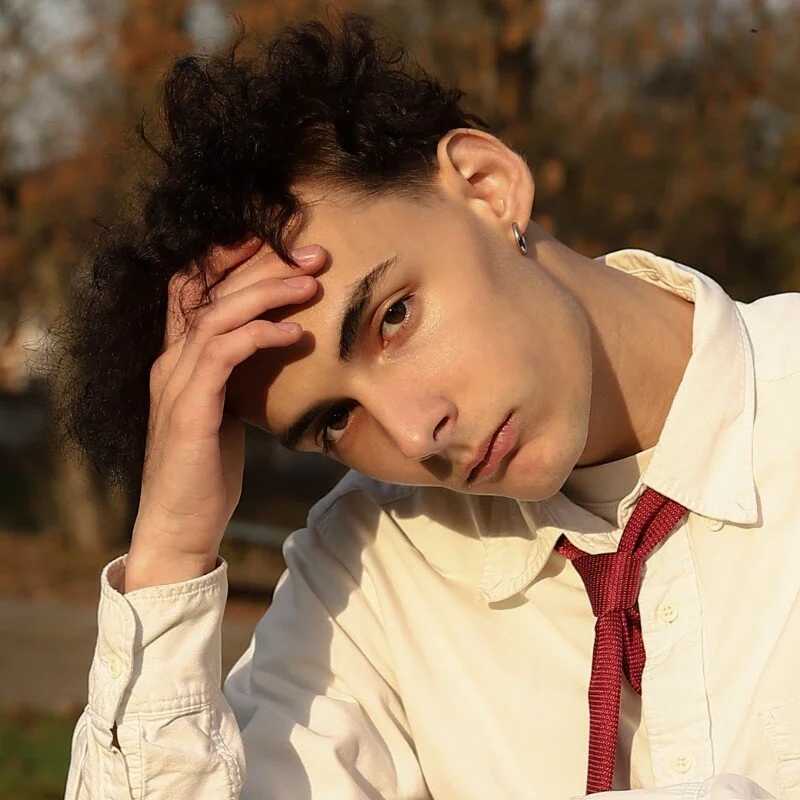 YourLucius — FansOnlyX creator profile