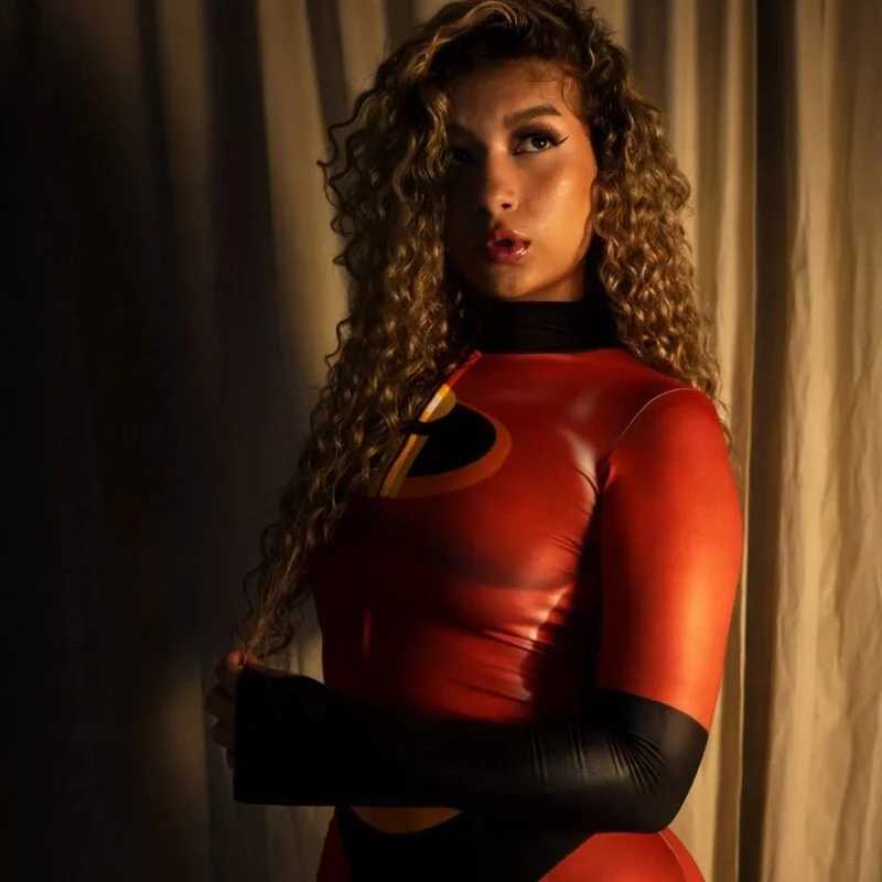 Melina-Smith — FansOnlyX creator profile
