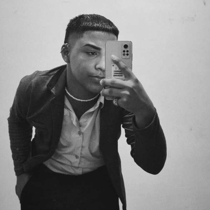 Seductivo_jr — FansOnlyX creator profile