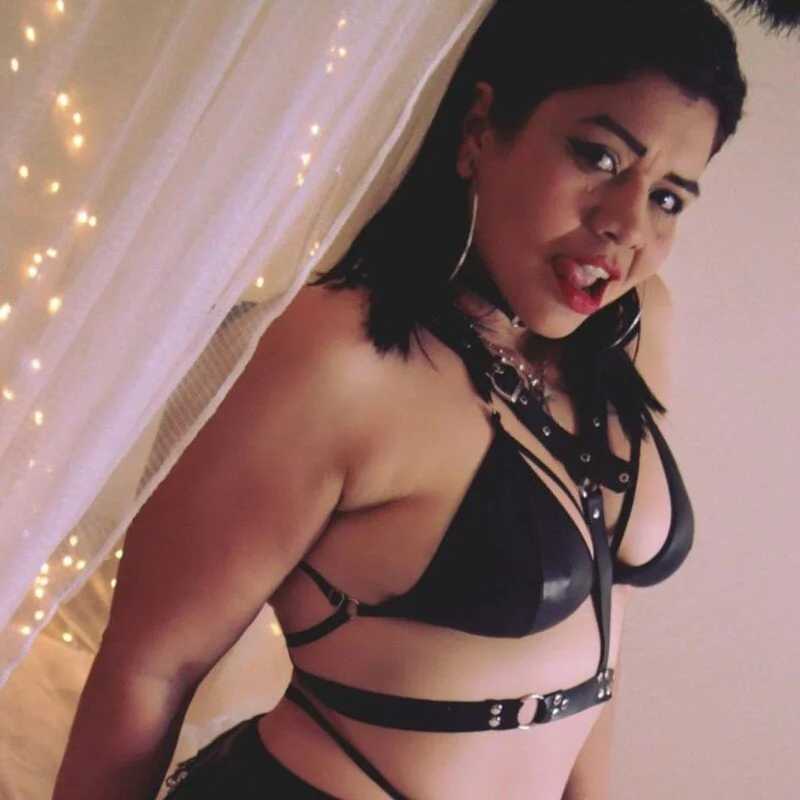 Erica__brooks — FansOnlyX creator profile