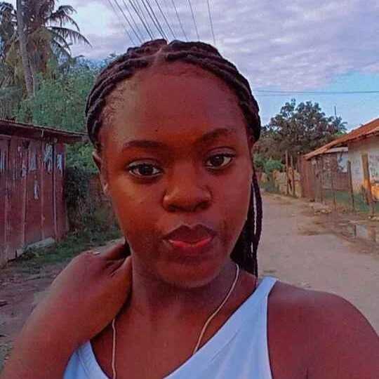 merline_chary — FansOnlyX creator profile