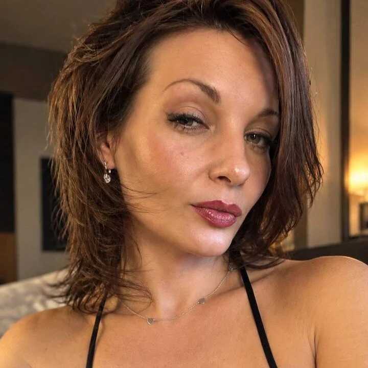 Amerabelle_23 — FansOnlyX creator profile