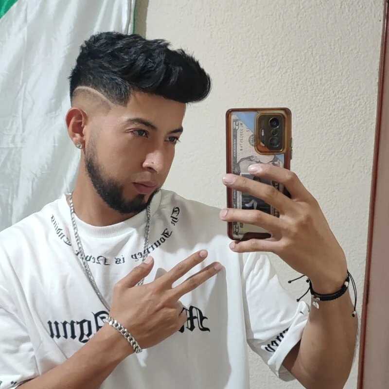 Jeiros97 — FansOnlyX creator profile