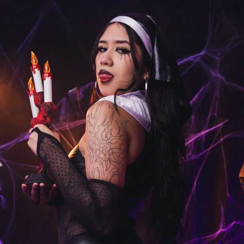 Hanna_Thorne — FansOnlyX creator profile