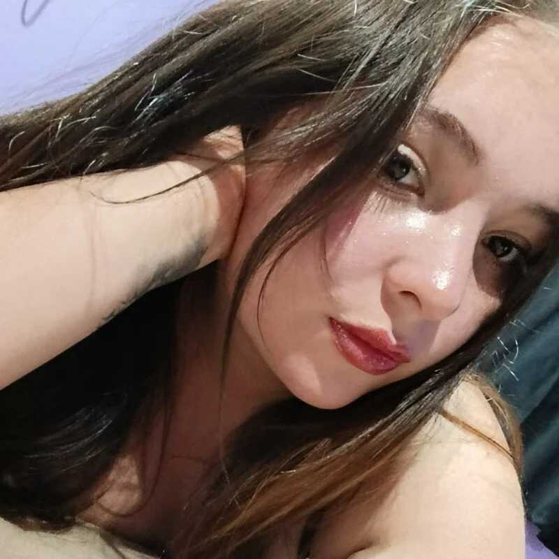 Alyssa_14 — FansOnlyX creator profile
