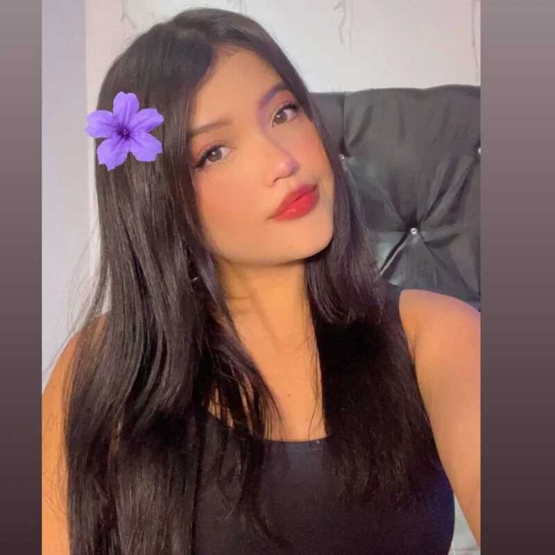 alisson_carolina73 — FansOnlyX creator profile