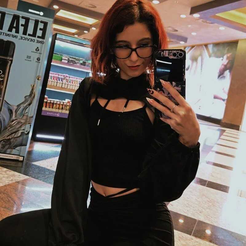 Yuri_Lov — FansOnlyX creator profile