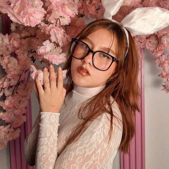 AmyKiss_ — FansOnlyX creator profile