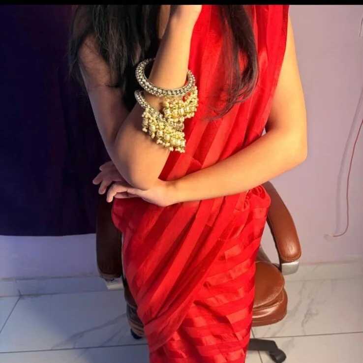 Miss_Aarnaaz — FansOnlyX creator profile