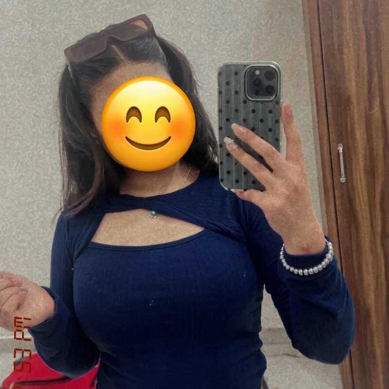 miss_siya_sexy — FansOnlyX creator profile