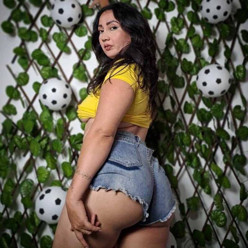 juliana_diaz — FansOnlyX creator profile