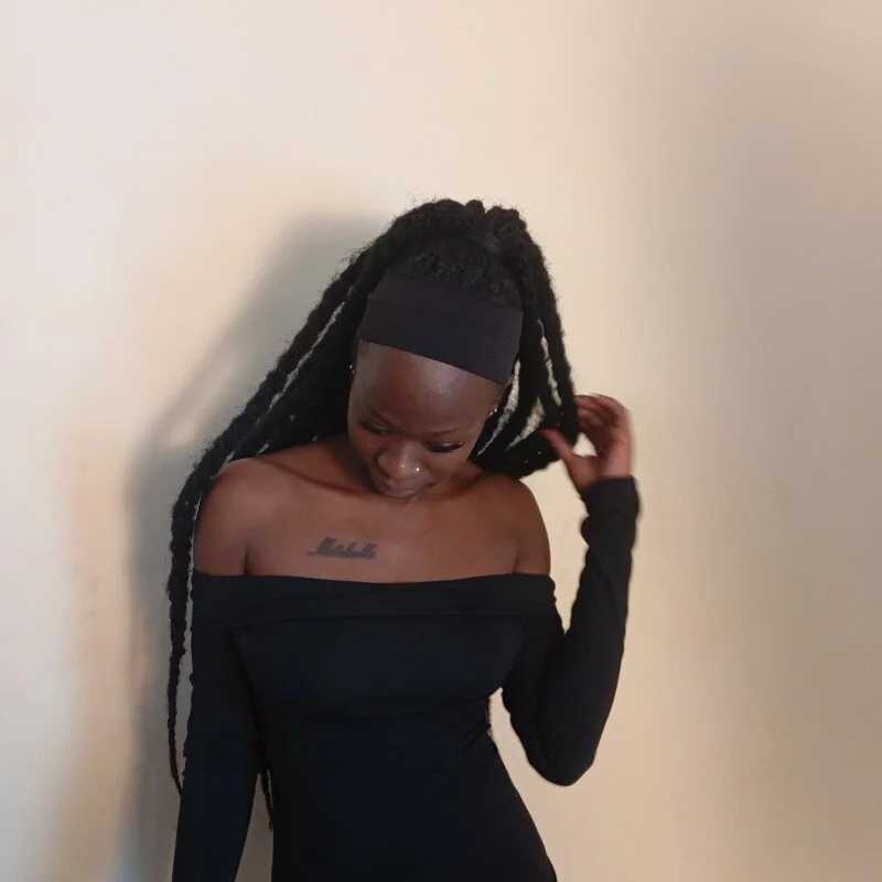 ToriAvano — FansOnlyX creator profile
