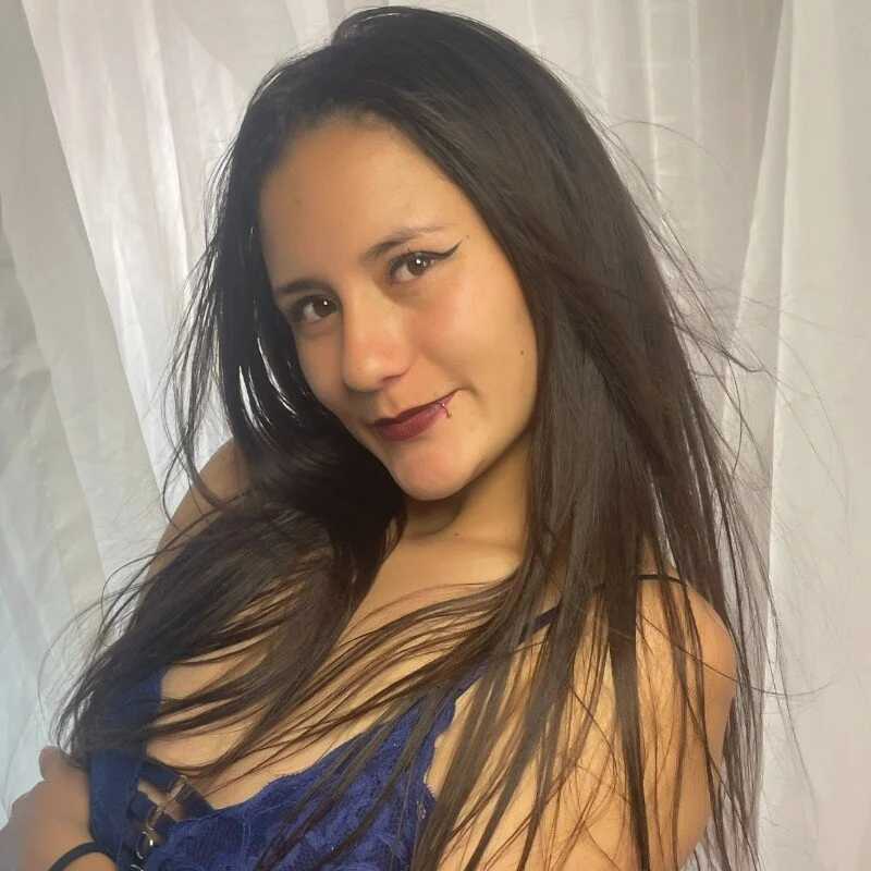 Esmeralda_Miller — FansOnlyX creator profile