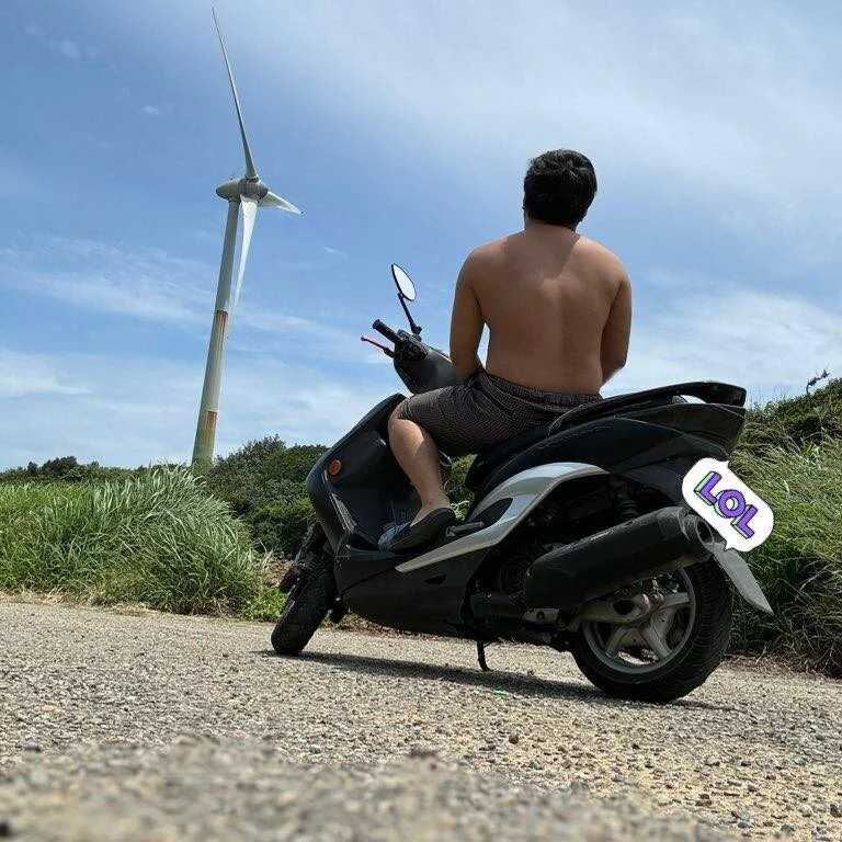 qazwsx_cam4 — FansOnlyX creator profile