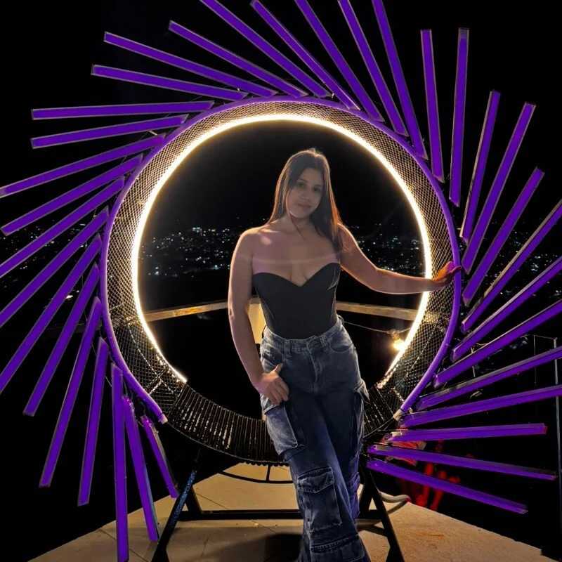 Ariana_rousee — FansOnlyX creator profile