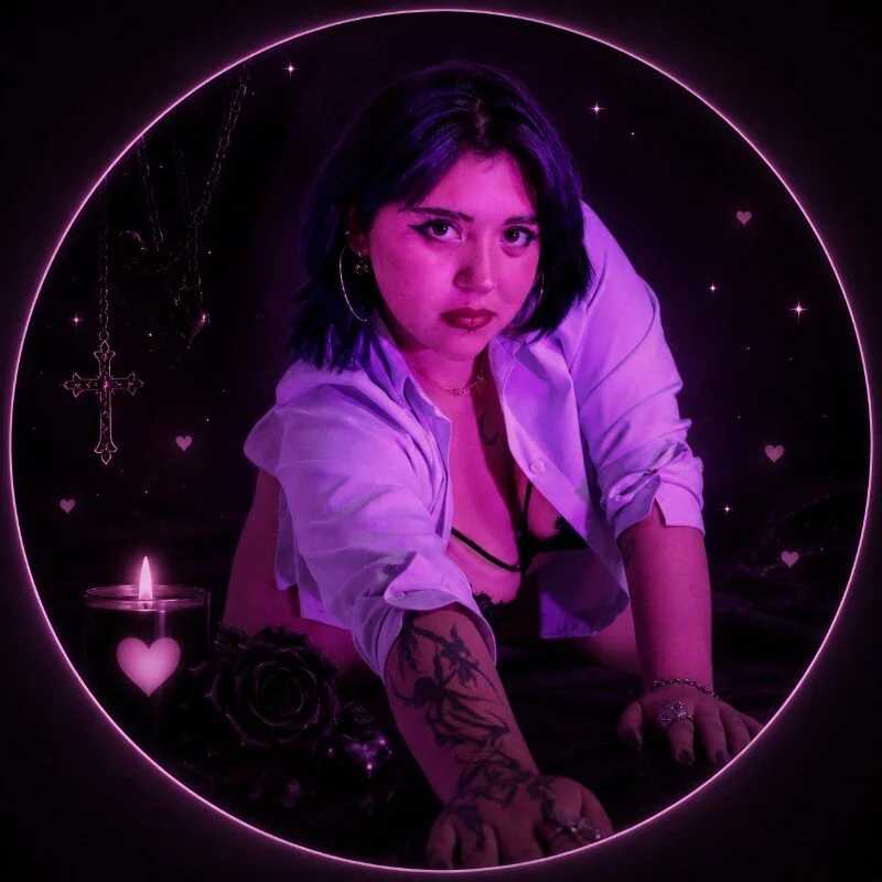 Blueberry_gothic — FansOnlyX creator profile