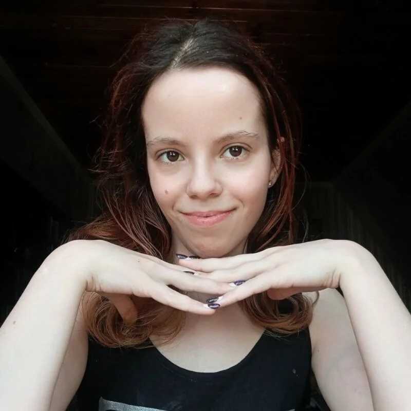 AlisaFoxs — FansOnlyX creator profile