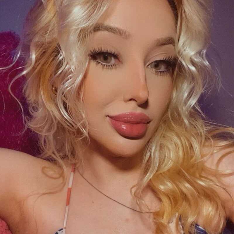 anastasiavega_ — FansOnlyX creator profile