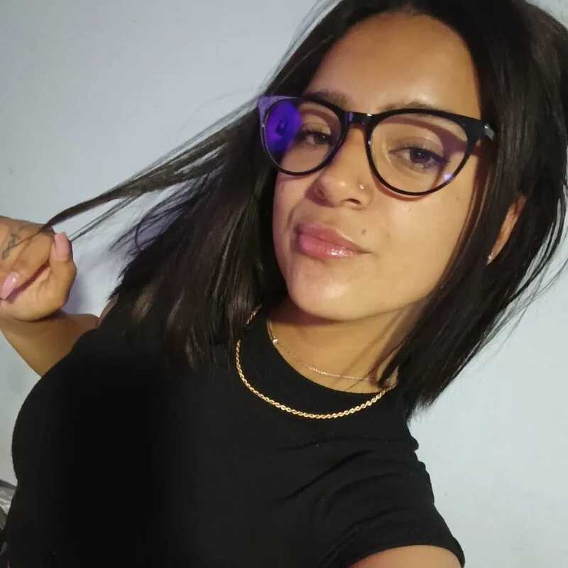 Mia_Bloom15 — FansOnlyX creator profile