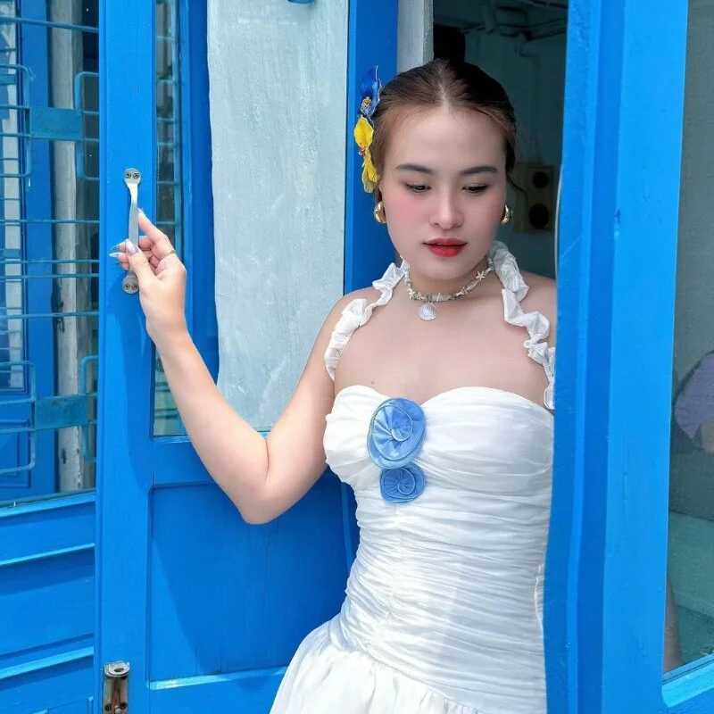 Lovely23-22 — FansOnlyX creator profile