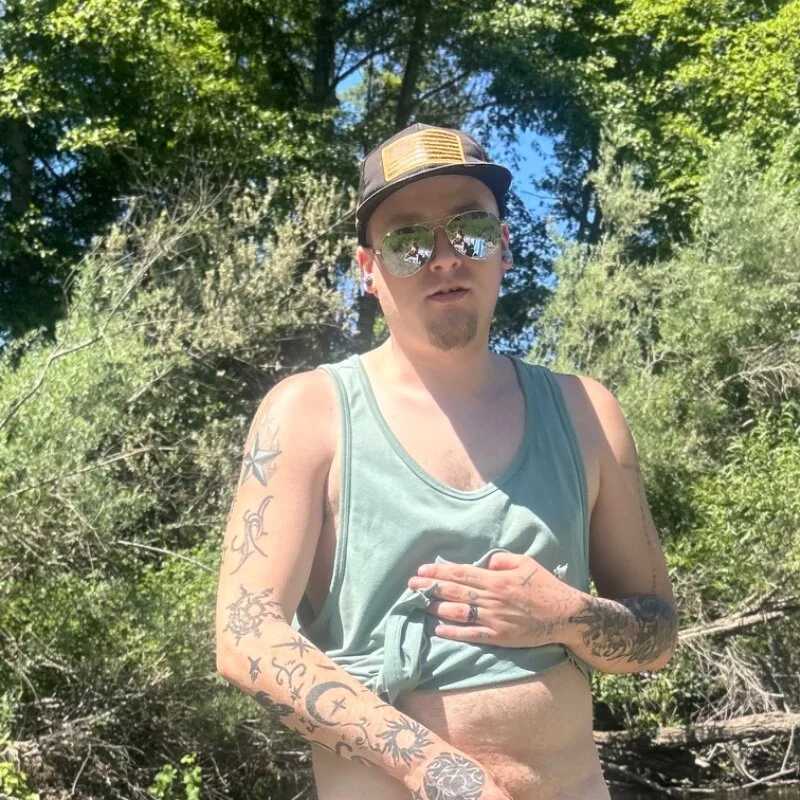 Tattoodaddycumslut — FansOnlyX creator profile