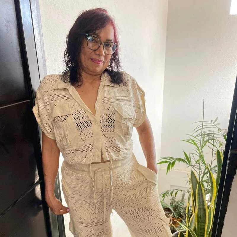 HOT_LATINA20 — FansOnlyX creator profile