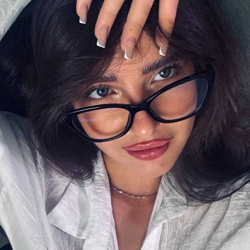 BellaHome — FansOnlyX creator profile