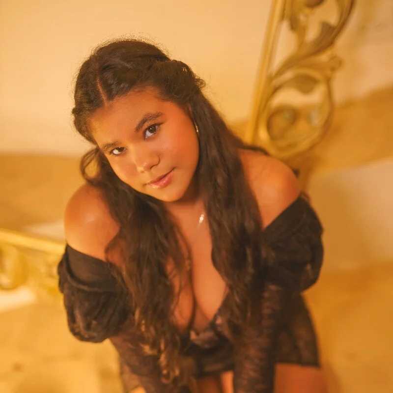 AhslyEvans__ — FansOnlyX creator profile