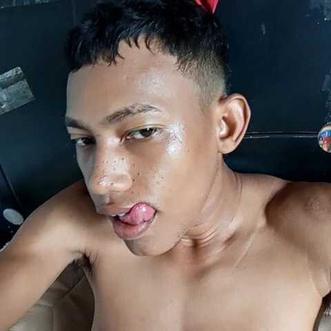 Brayan51_- — FansOnlyX creator profile