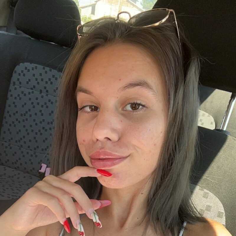 Emma_Tiny69 — FansOnlyX creator profile