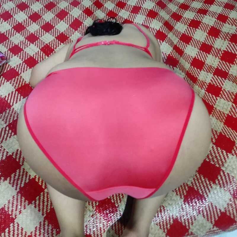 curvy_roshni — FansOnlyX creator profile