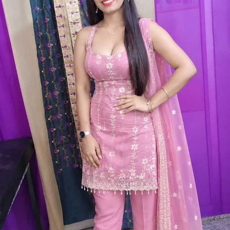 Mira-Mastani — FansOnlyX creator profile