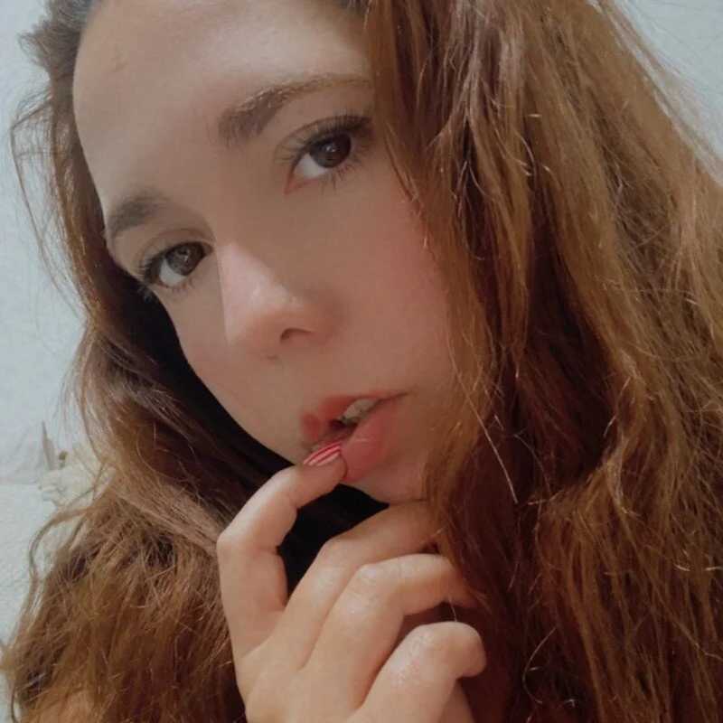 CHERRYYRED — FansOnlyX creator profile