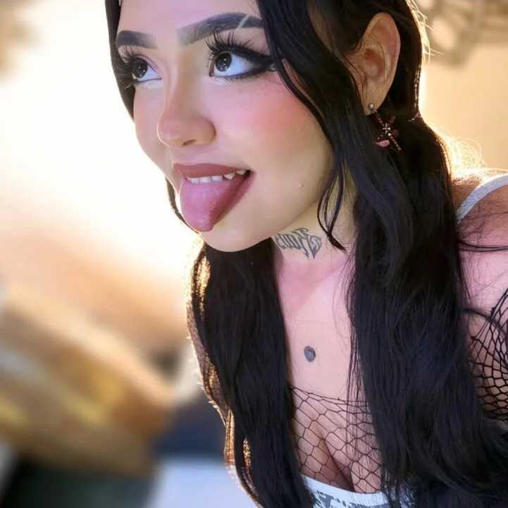 ZukyLuna — FansOnlyX creator profile