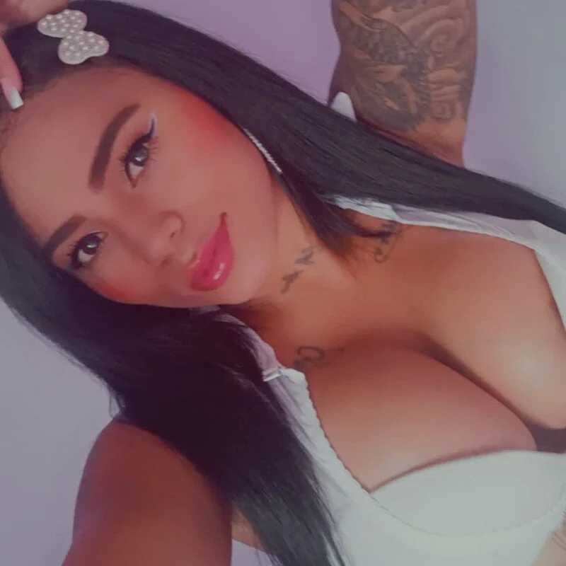 Julieth_Rossii — FansOnlyX creator profile