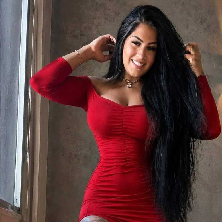 Madelene_Navarro — FansOnlyX creator profile