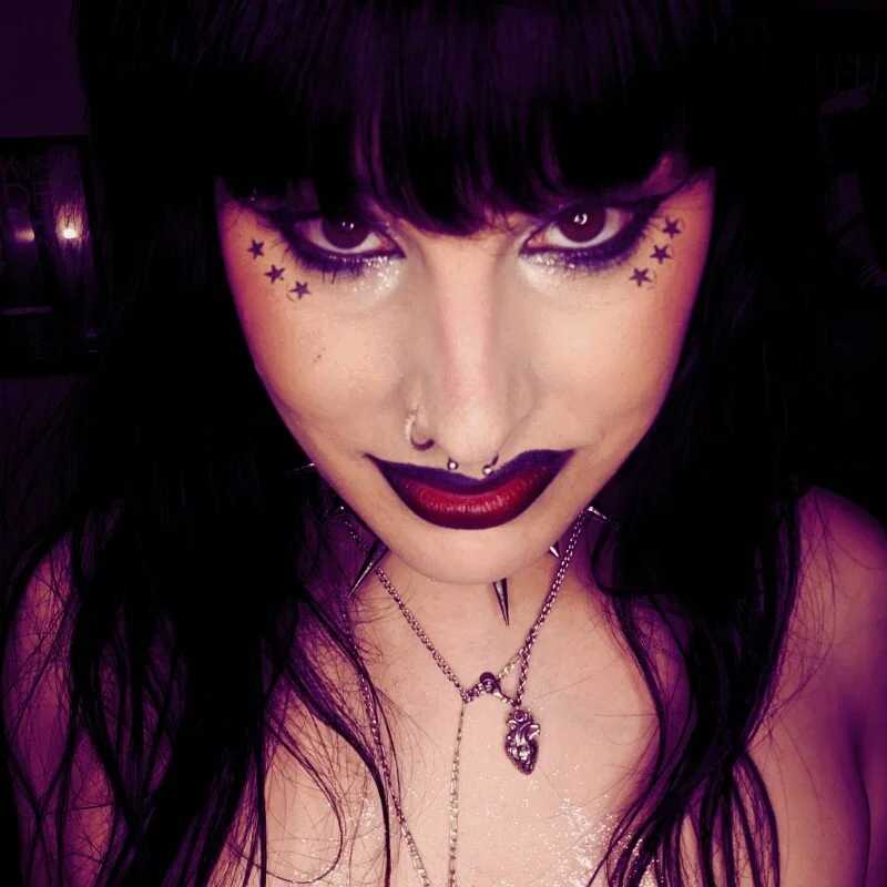 Victoriaviolet666 — FansOnlyX creator profile