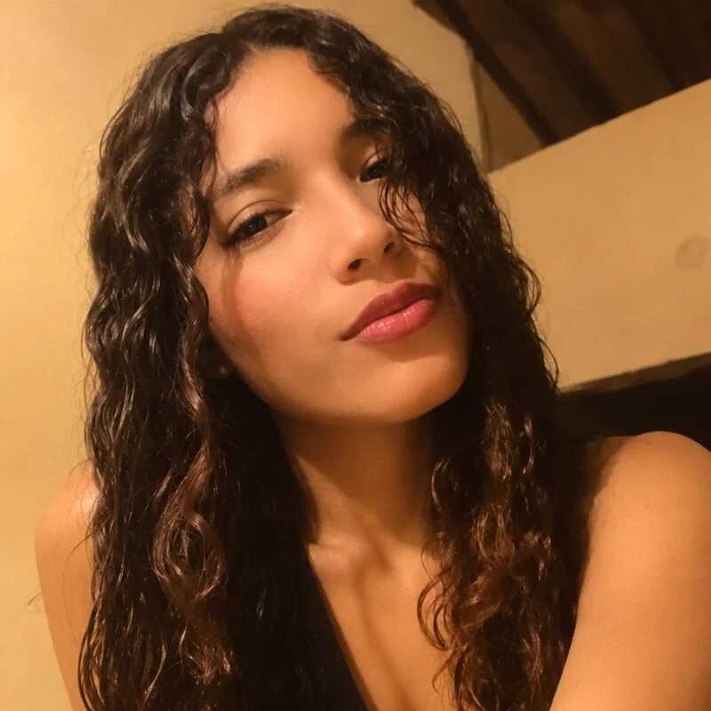 Mia_Bloom25 — FansOnlyX creator profile