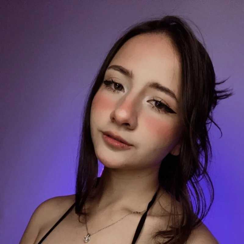 AmyPalacioss — FansOnlyX creator profile