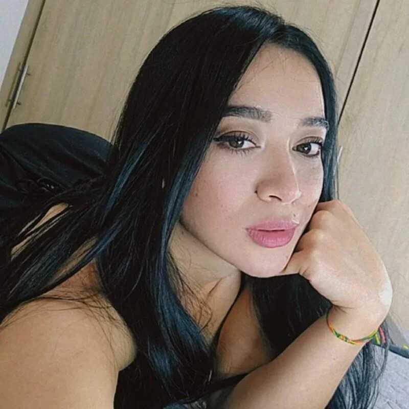 julietha_G — FansOnlyX creator profile