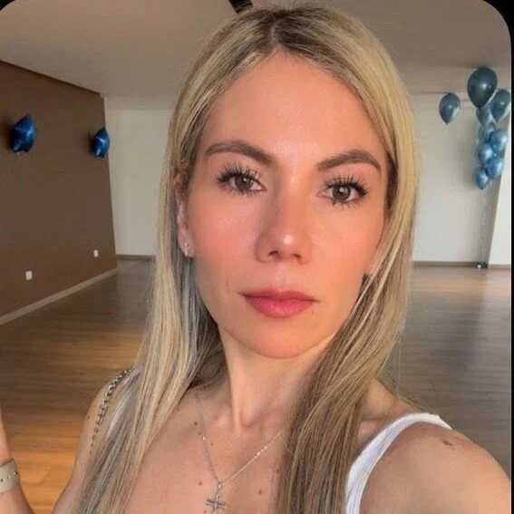 camila_velvett — FansOnlyX creator profile