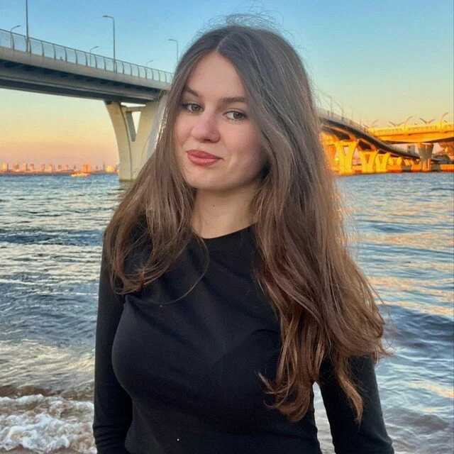 UrsulaBrauning — FansOnlyX creator profile