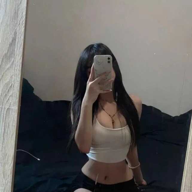 YoenLyy — FansOnlyX creator profile