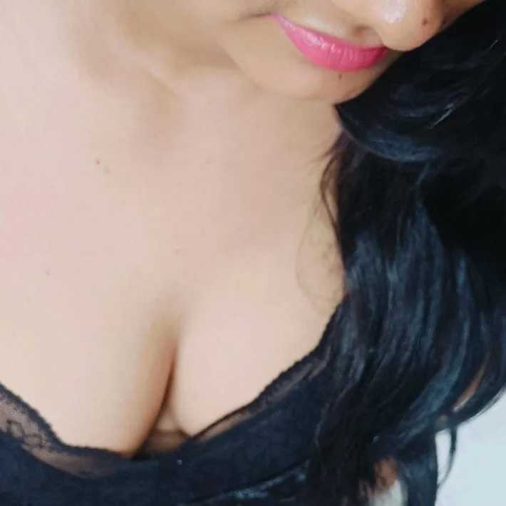 saniya_420 — FansOnlyX creator profile