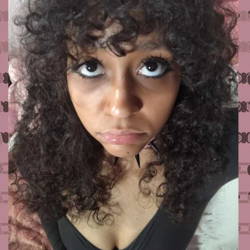 mia_hart — FansOnlyX creator profile