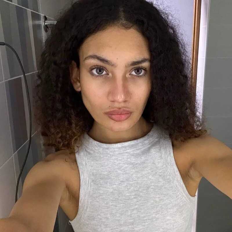 calissaxoxo — FansOnlyX creator profile