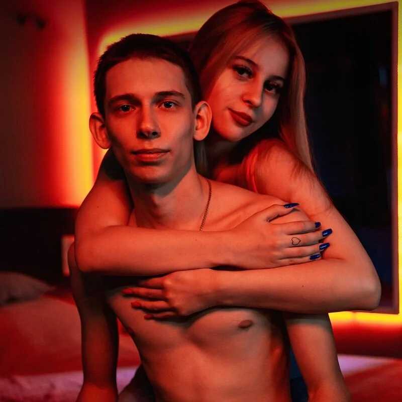 cuple_off — FansOnlyX creator profile