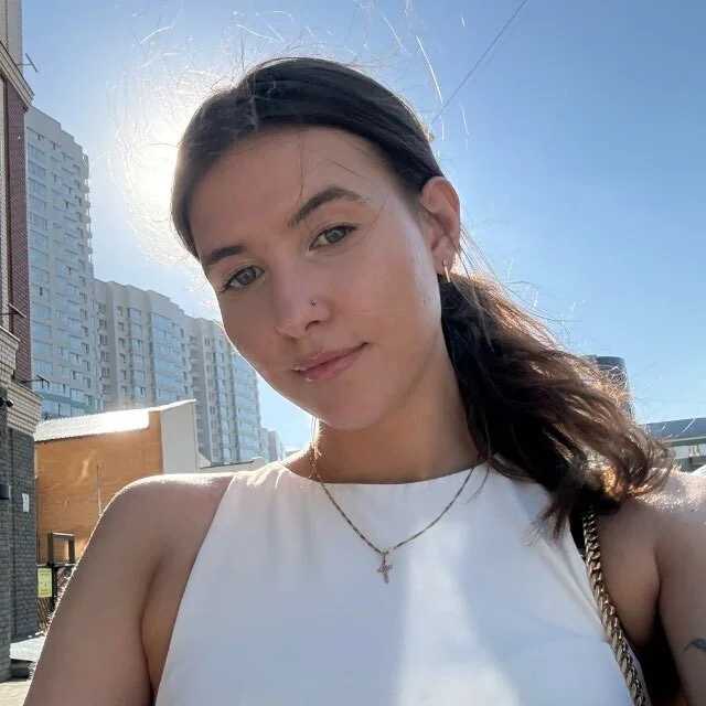 KeeleyDavis — FansOnlyX creator profile